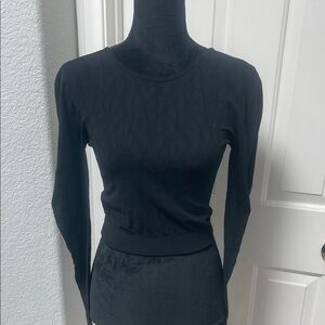 Fabletics Black Long-Sleeve Ribbed Crew Tee